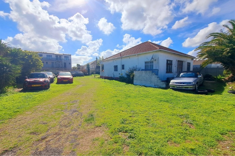 3 Bedroom Property for Sale in Rugby Western Cape